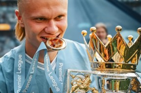 哈兰德迎来三赛季出色发挥，C9观众热烈欢呼！观众掌声雷动的简单介绍