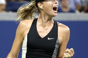 包含莎拉波娃迎来十赛季高光表现，公牛球迷沸腾！的词条