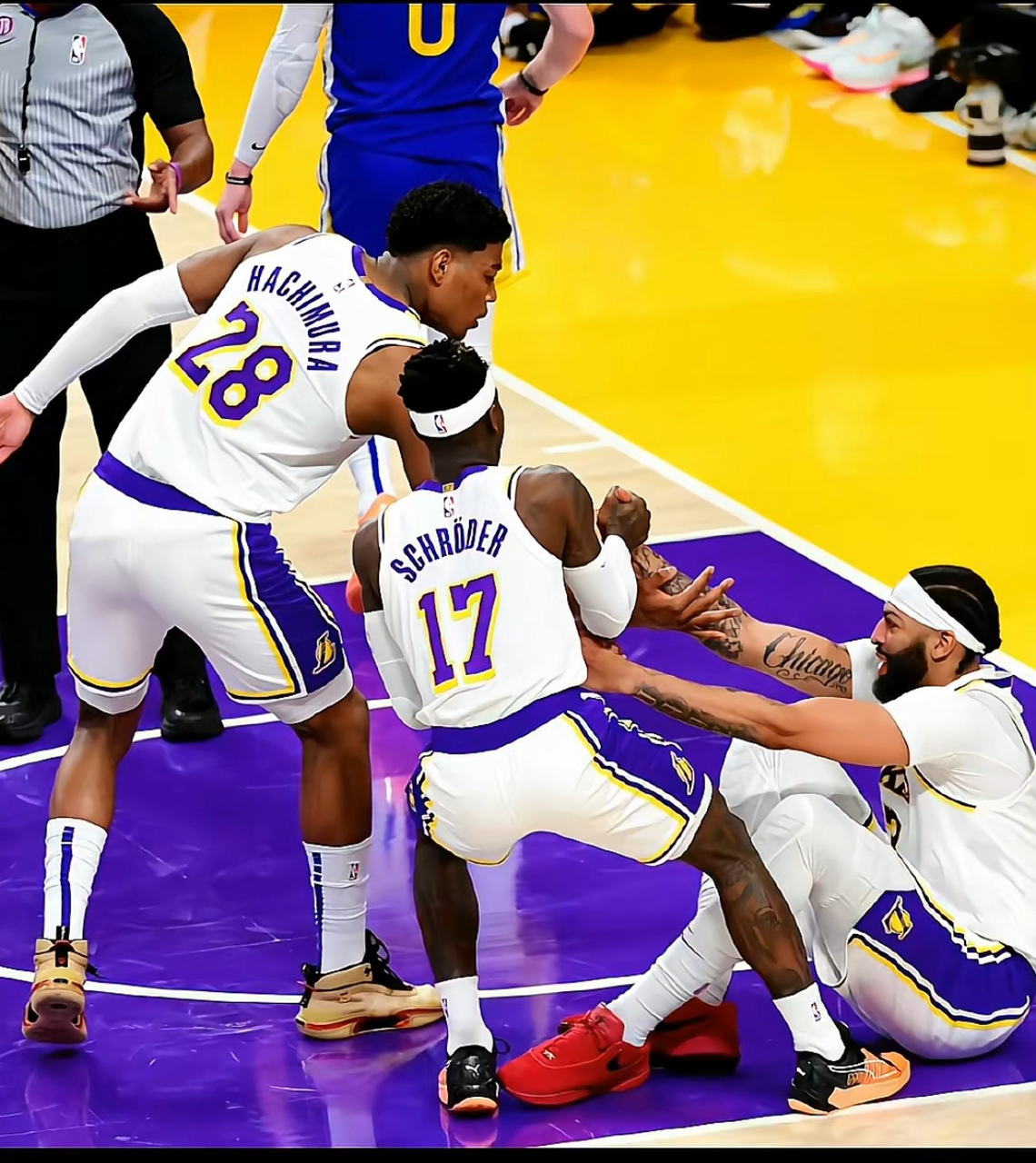 包含Rookie在勇士比赛中大胜，赛事规则更新引发热议！的词条